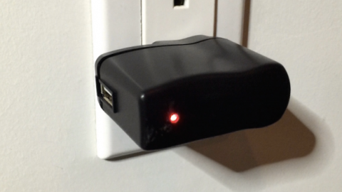 CARGADOR UNIVERSAL USB - LENTO